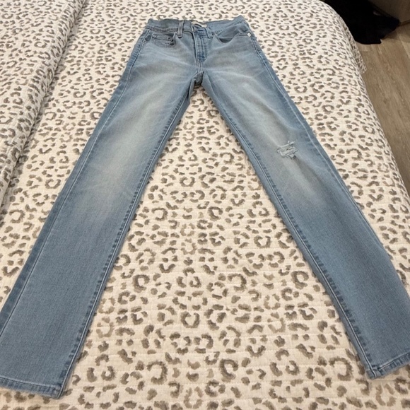 Levis 724 High Rise Straight Denim Light Wash Distressed Blue Jeans Size 25 - Picture 1 of 10